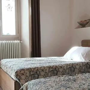 La Corte Del Segrino Bed & Breakfast